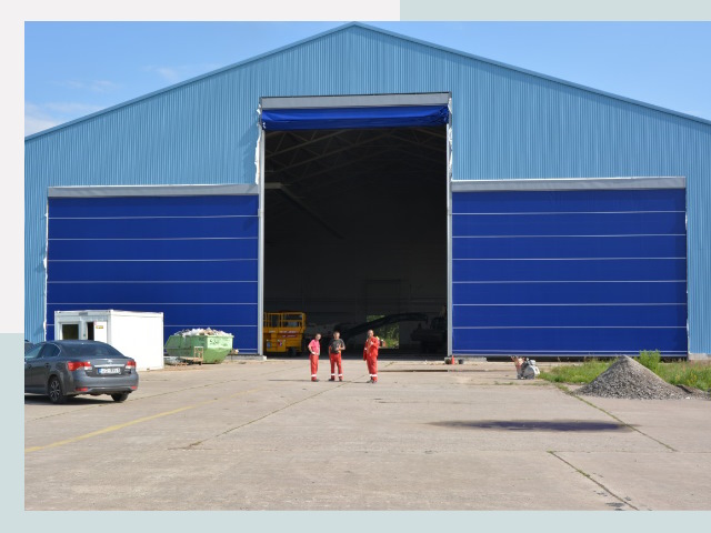 Ангарные ворота в Верхняя Пышма от СтальСтрой-Врх по цене 616 руб.